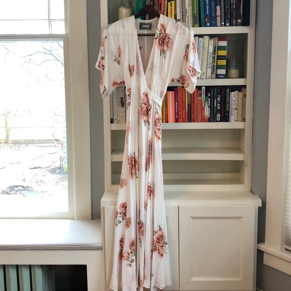 Reformation Dresses & Skirts - Reformation Floral Dress